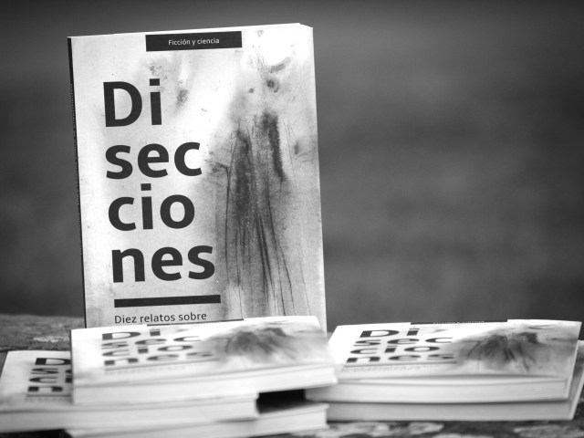 Fotografía artística del libro Disecciones