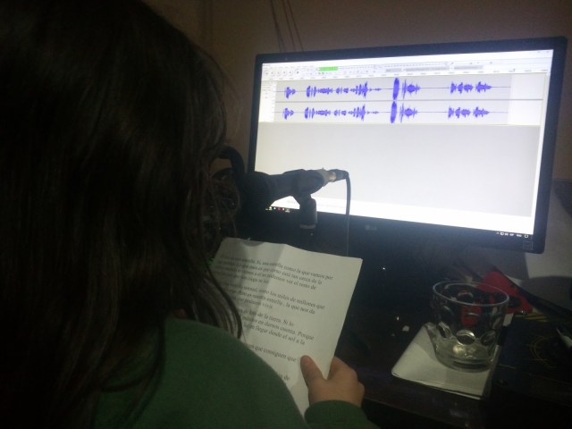 Yolanda en plena grabación.